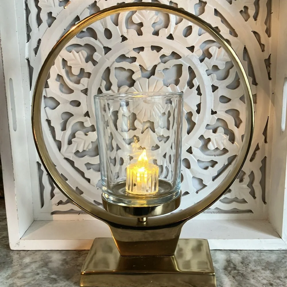 Elegant Gold Pillar Candle Holder